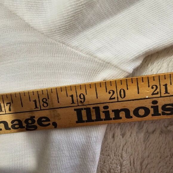 EUC LIKE NEW LOFT WHOTE CUT OUT ANGLAISE TOP SIZE SMALL - Picture 14 of 15